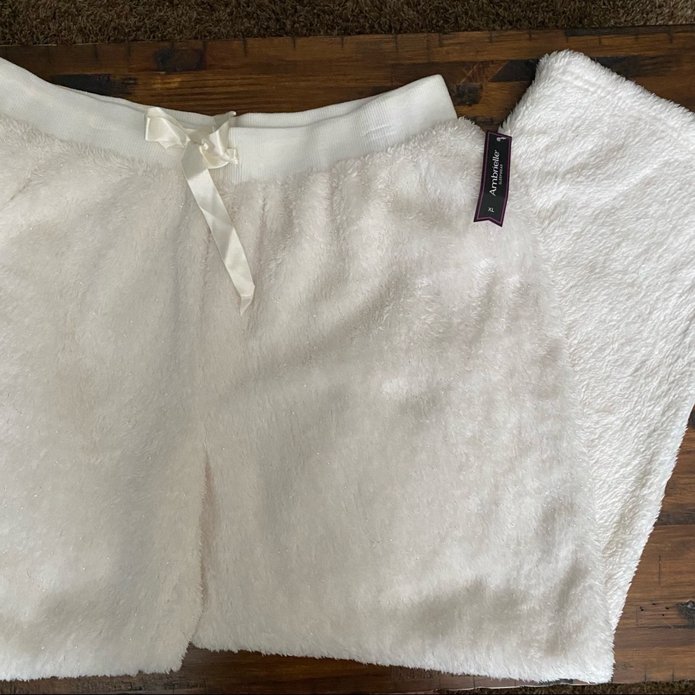 Ambrielle Sleepwear Pants in Cream White with Soft furry sparkle material XL